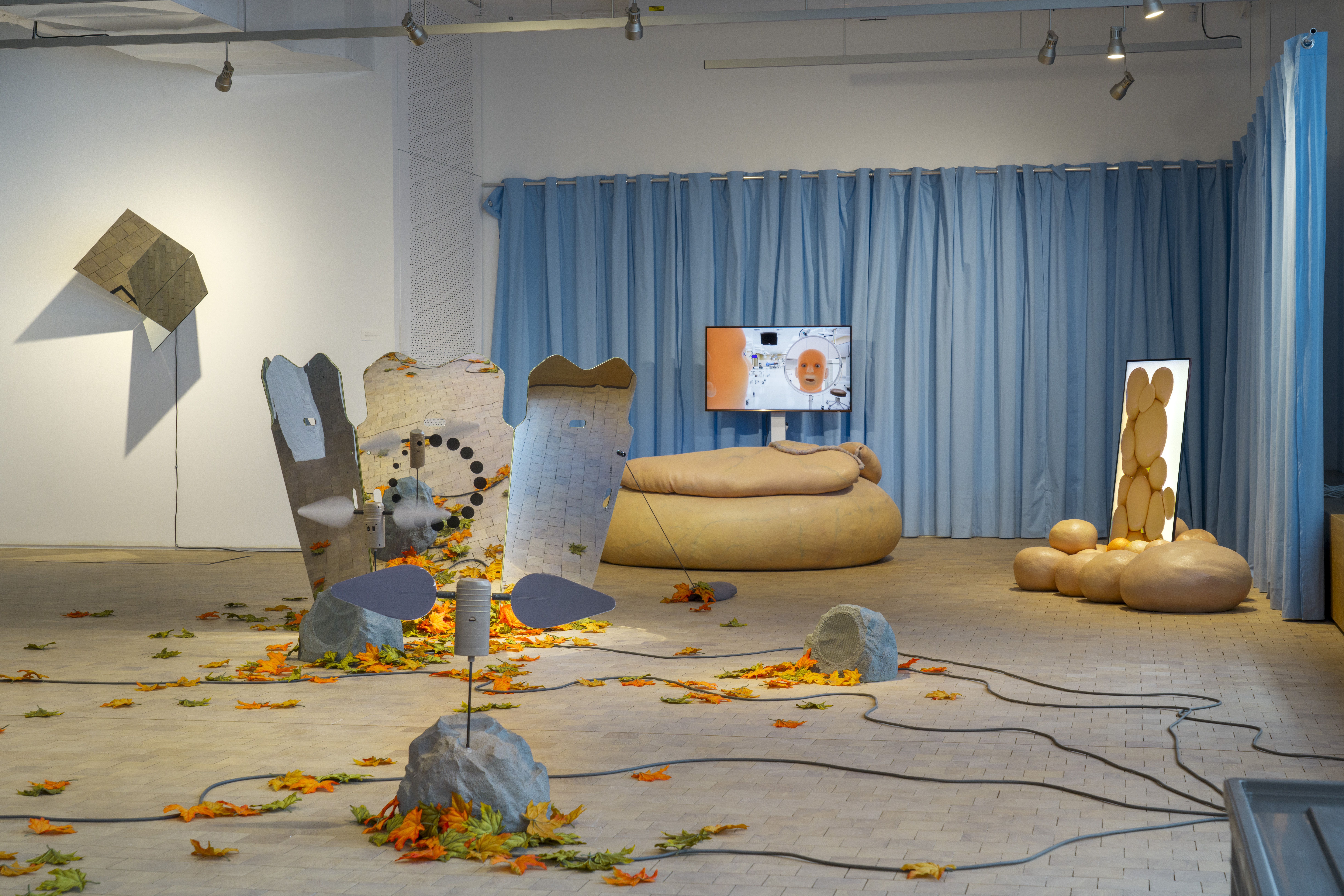 Florian Kleinefenn pour Le Bicolore Jeppe Hein et Marie Munk Stine Deja et Jens Settergren