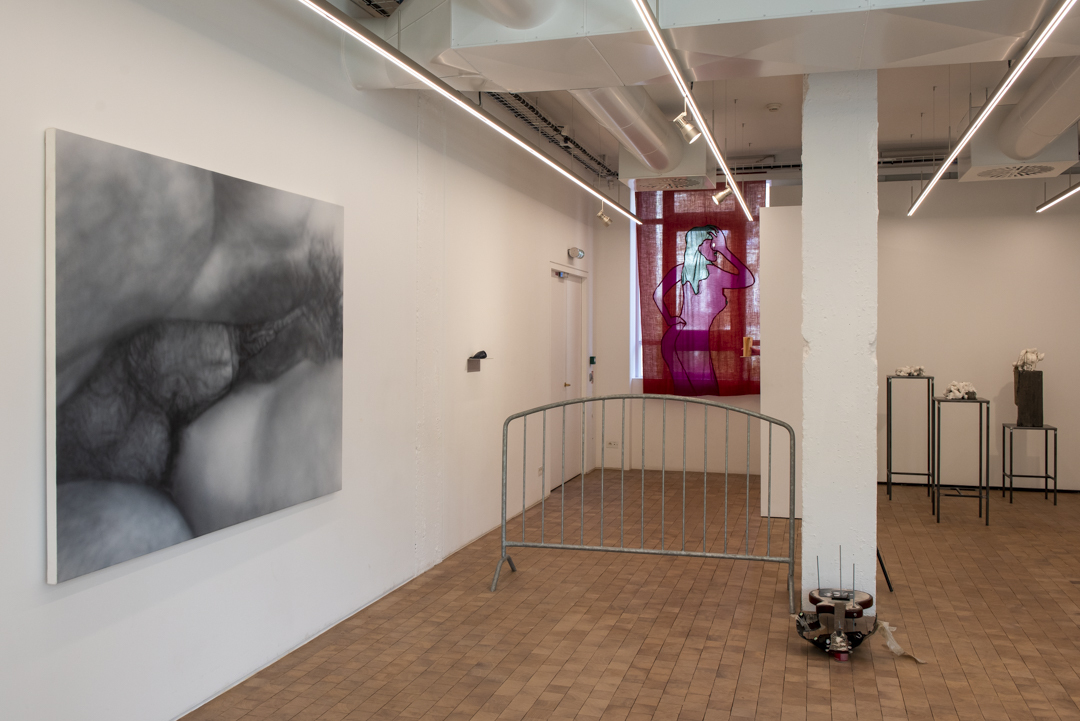 X . A CAPITAL DESIRE 11 ©Emmanuel Aguirre