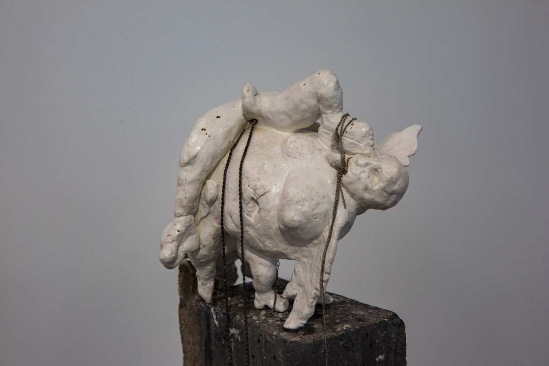 X . A CAPITAL DESIRE 18 ©Emmanuel Aguirre